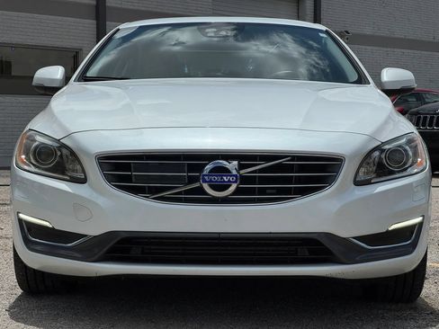 Used 2016 Volvo S60 T5 Inscription Platinum FWD image 11