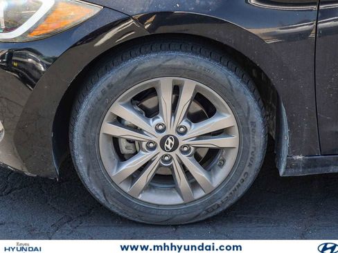 Used 2018 Hyundai Elantra Value Edition w/ Cargo Package FWD image 10