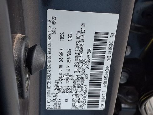 Used 2020 Toyota Tacoma TRD Off-Road AWD/4WD image 26