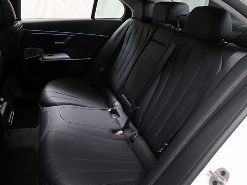 Certified 2025 Mercedes-Benz E 450 4MATIC Sedan image 12