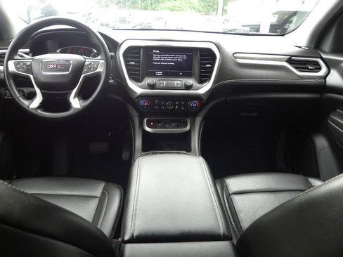 Used 2023 GMC Acadia SLT AWD/4WD image 13
