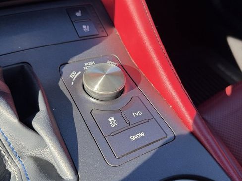 Used 2015 Lexus RC F image 32