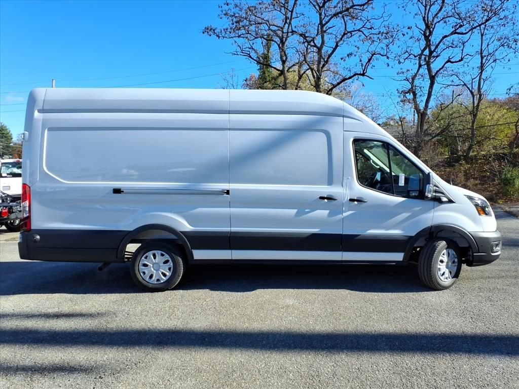 New 2026 Ford Transit 350 148 High Roof Extended w/ Load Area Protection Package RWD image 4