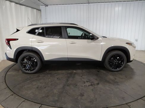 New 2026 Chevrolet Trax ACTIV w/ Driver Confidence Package image 10