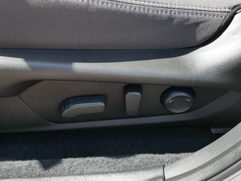 Certified 2024 Subaru Crosstrek 2.0i Premium AWD/4WD image 19