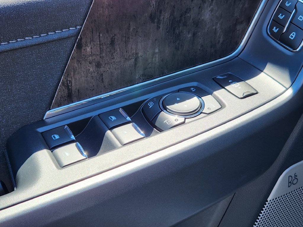 New 2026 Ford F550 4x4 Crew Cab image 17