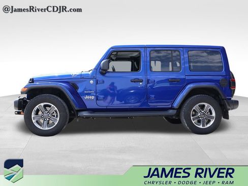 Used 2020 Jeep Wrangler Unlimited Sahara AWD/4WD image 2
