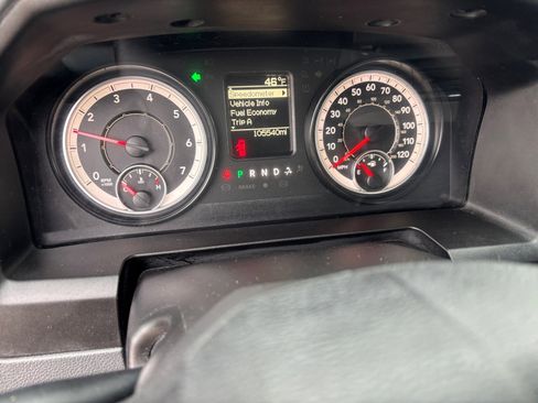 Used 2017 RAM 1500 Express image 29