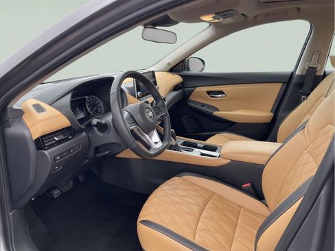 Used 2023 Nissan Sentra SV w/ SV Premium Package image 11