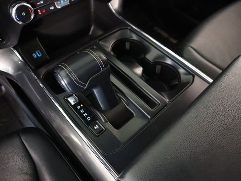 Used 2022 Ford F150 XLT w/ Equipment Group 302A High image 8