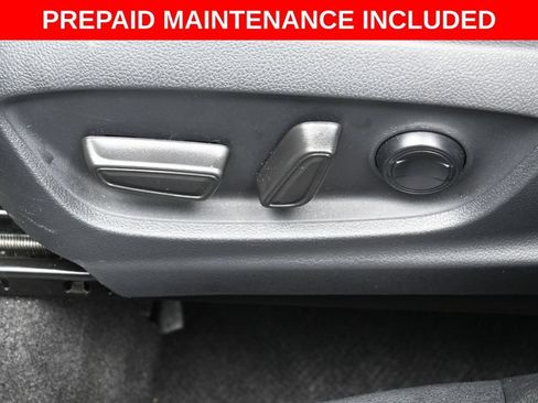 Certified 2025 Toyota Corolla Cross XLE FWD image 10