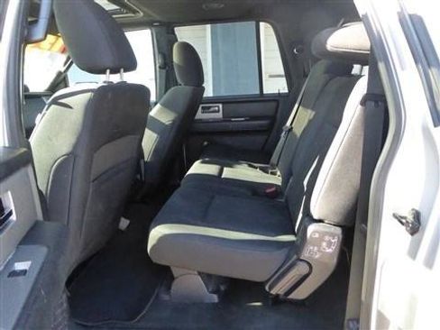 Used 2017 Ford Expedition EL XLT image 20