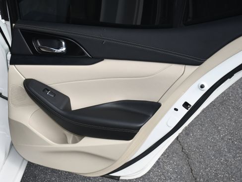 Used 2023 Nissan Maxima Platinum w/ Sport Mat Group image 23