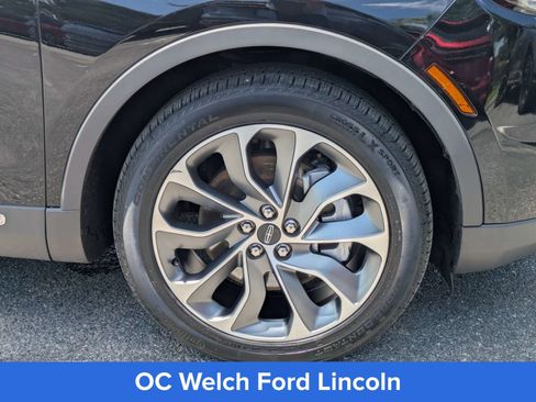 Certified 2023 Lincoln Nautilus Reserve FWD image 8