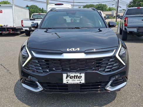 Certified 2025 Kia Sportage SX AWD/4WD image 2