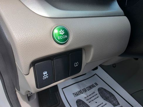 Used 2014 Honda CR-V LX image 12