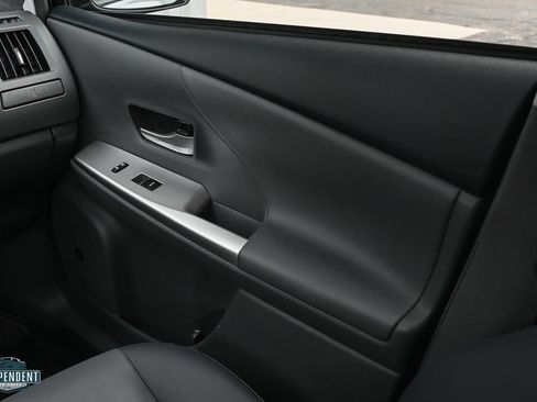 Used 2012 Toyota Prius V Two image 11