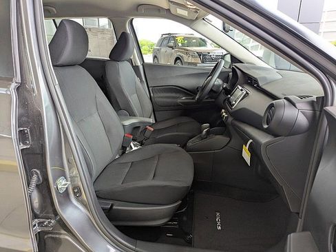 New 2025 Nissan Kicks Play S FWD image 14