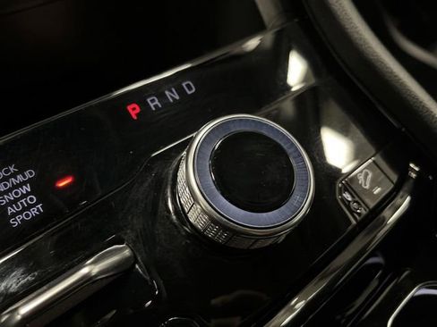 Used 2023 Jeep Grand Cherokee 4WD 4xe image 23