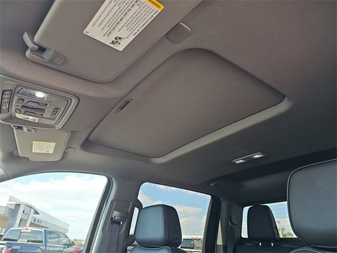 Used 2024 GMC Sierra 3500 Denali w/ Denali Reserve Package image 15