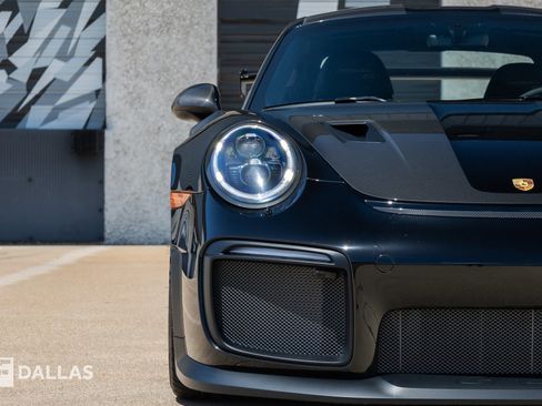 Used 2018 Porsche 911 GT2 RS RWD image 4