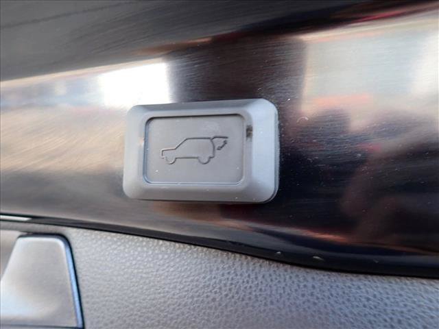 Used 2023 Toyota RAV4 XLE w/ Convenience Package AWD/4WD image 9