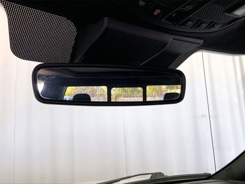 Used 2018 Ford F150 Platinum w/ Equipment Group 701A Luxury image 17