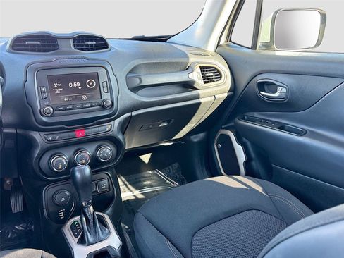 Used 2016 Jeep Renegade 75th Anniversary AWD/4WD image 28