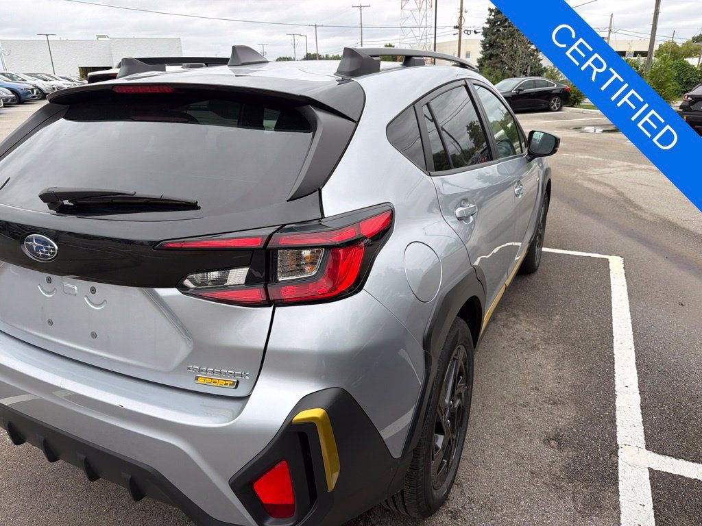 Used 2025 Subaru Crosstrek 2.5i Sport AWD/4WD image 3