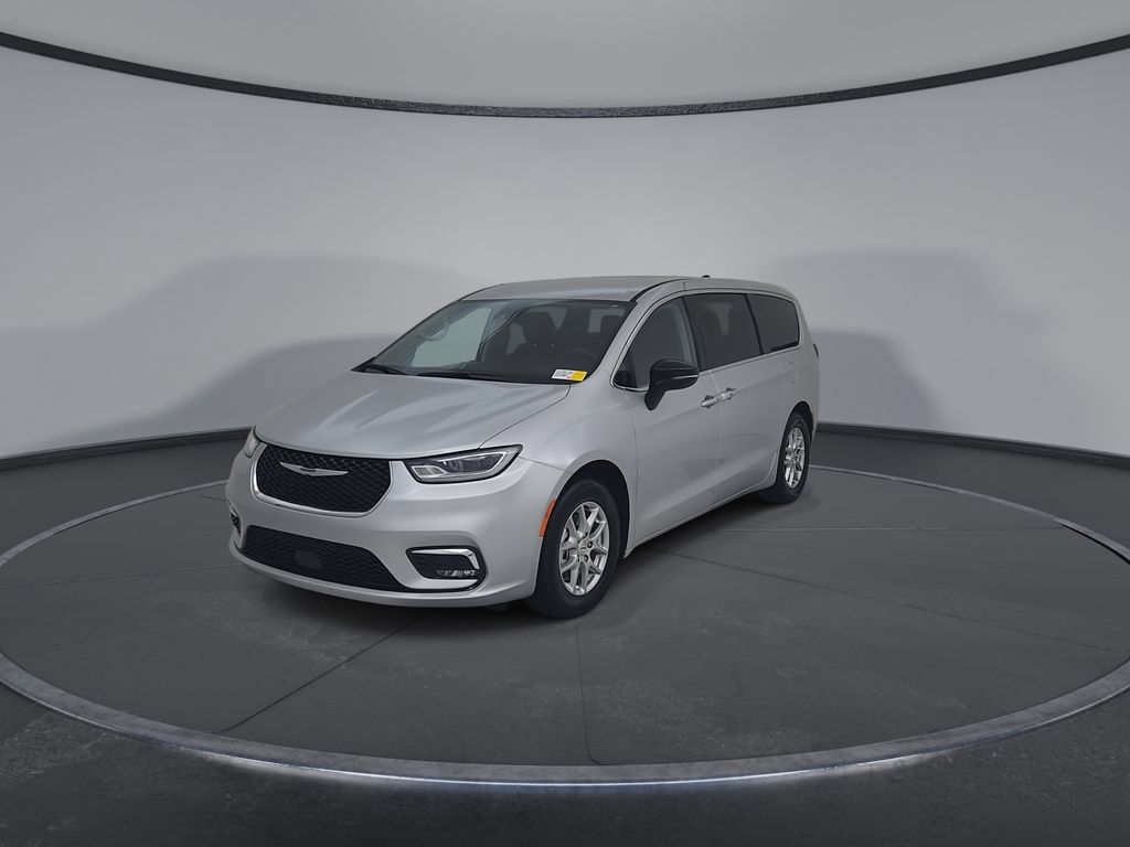 Certified 2024 Chrysler Pacifica Touring-L FWD image 7