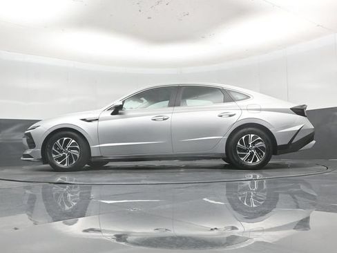 Used 2026 Hyundai Sonata Blue FWD image 54