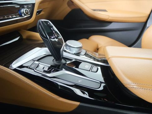 Used 2019 BMW 530i image 23