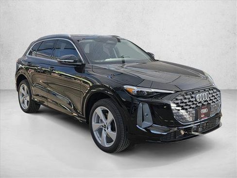 New 2025 Audi Q5 Premium Plus image 3