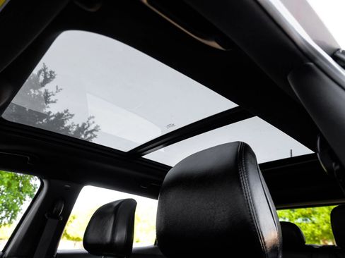 Used 2023 Jeep Compass Latitude w/ Sun and Sound Group image 5