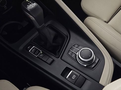 Used 2019 BMW X2 sDrive28i w/ M Sport X Package FWD image 17