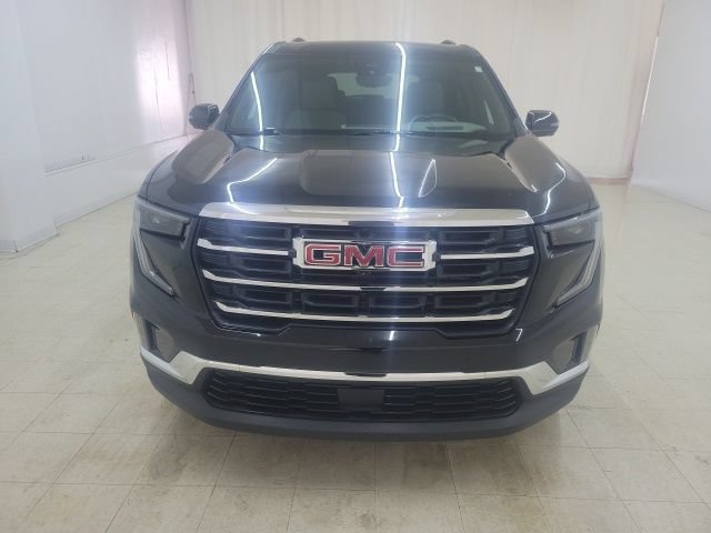 Used 2026 GMC Acadia Elevation w/ Elevation Premium Package FWD image 2