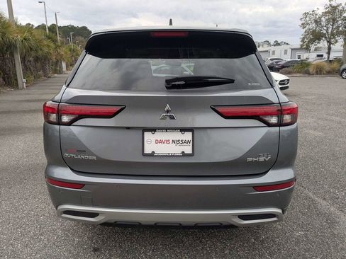 Used 2024 Mitsubishi Outlander SEL image 5