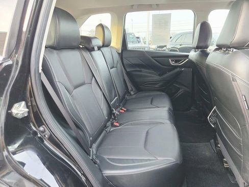 Used 2020 Subaru Forester Limited image 15