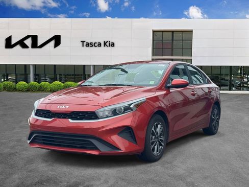 Used 2022 Kia Forte LXS FWD image 3