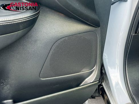 Used 2023 Nissan Murano SL w/ Cargo Package image 25