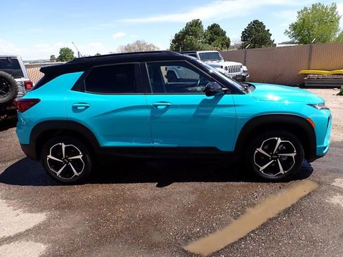 Used 2021 Chevrolet TrailBlazer RS w/ Technology Package AWD/4WD image 5