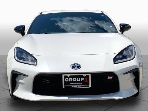 Used 2026 Toyota GR86 Premium RWD image 4