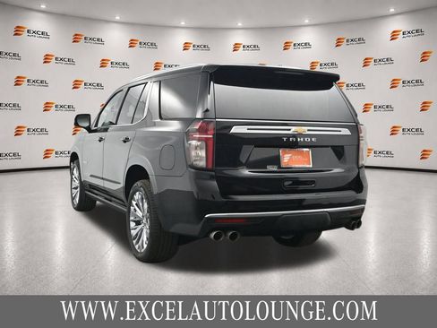 Used 2021 Chevrolet Tahoe High Country w/ Premium Package AWD/4WD image 3