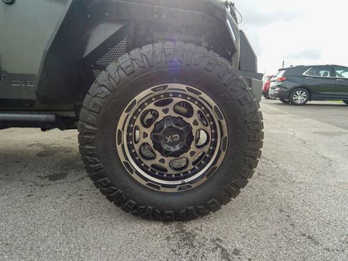 Used 2019 Jeep Wrangler Unlimited Rubicon AWD/4WD image 11