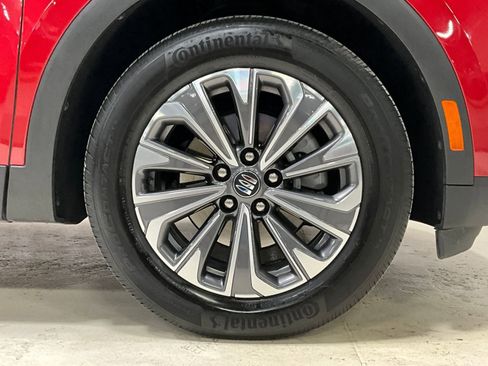 Used 2025 Buick Envision Preferred image 10