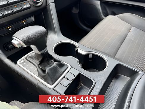 Used 2017 Kia Sportage LX w/ LX Popular Package FWD image 16