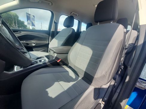 Used 2017 Ford Escape S FWD image 10