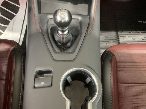 Used 2025 Ford Mustang GT Premium image 19