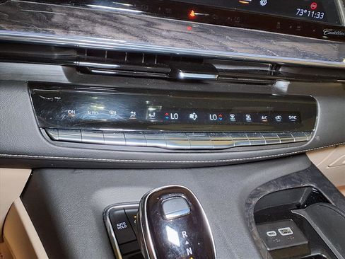 Certified 2023 Cadillac Escalade Premium Luxury w/ LPO, Radiant Package image 5