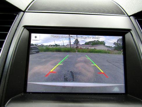 Used 2017 Ford Taurus Limited image 14